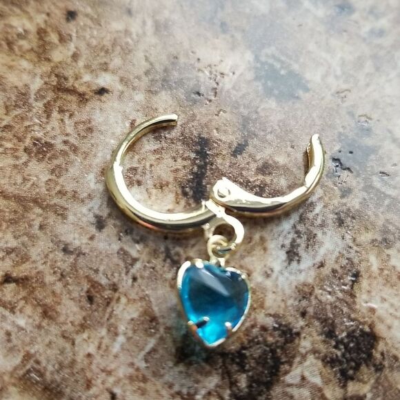 Heart dangle earrings 2 pair blue red - Picture 11 of 11